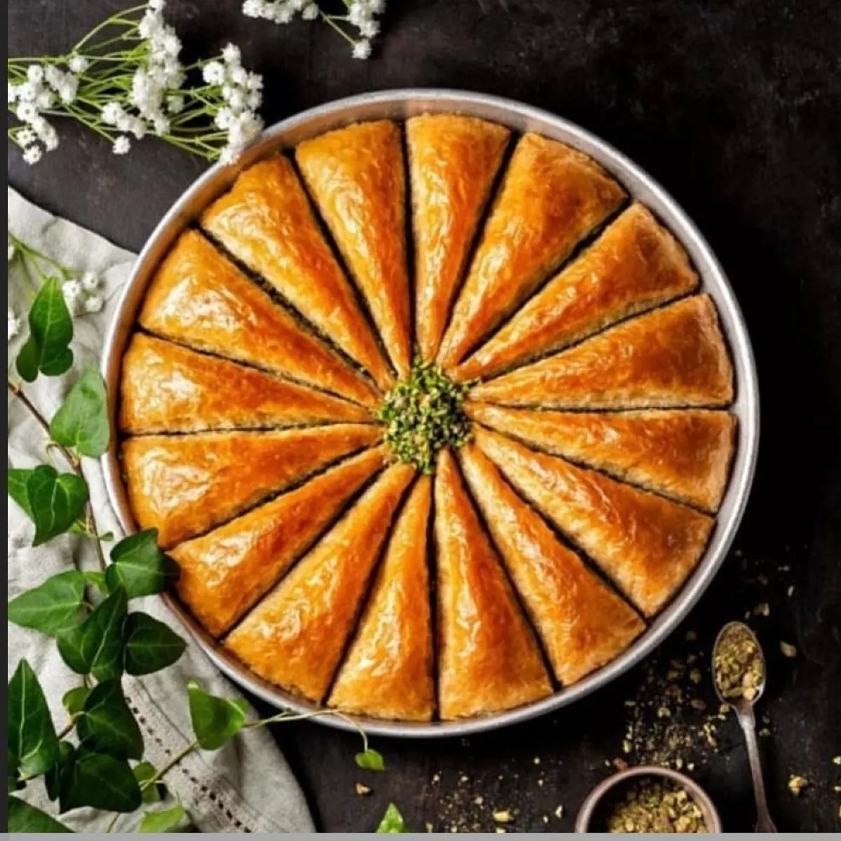 چای و باقلوا